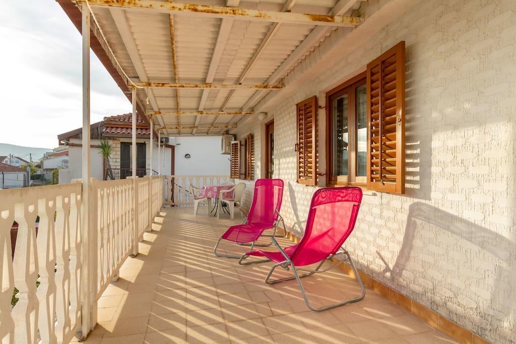 Apartment Zdenka 1 トロギール エクステリア 写真